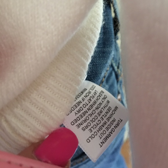 - New York & Company - Picture 6 of 7